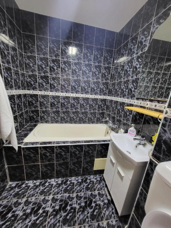 Avrig-Ferdinand Studio Bukarest Kültér fotó