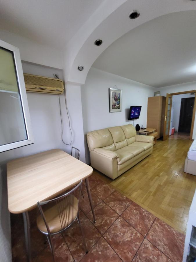 Avrig-Ferdinand Studio Bukarest Kültér fotó